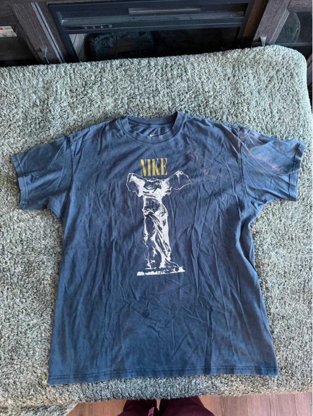 Nike The Nike Tee Graphic T-Shirt Size Large